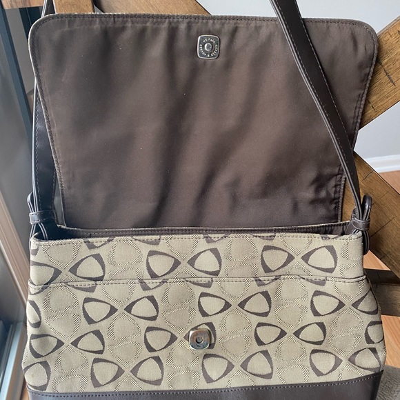 Purse - Picture 3 of 4